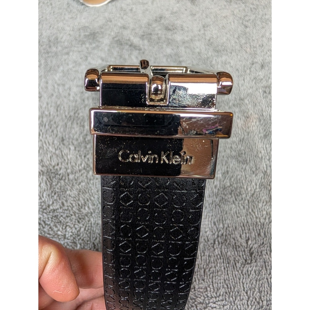 calvin klein monogram logo belt size small